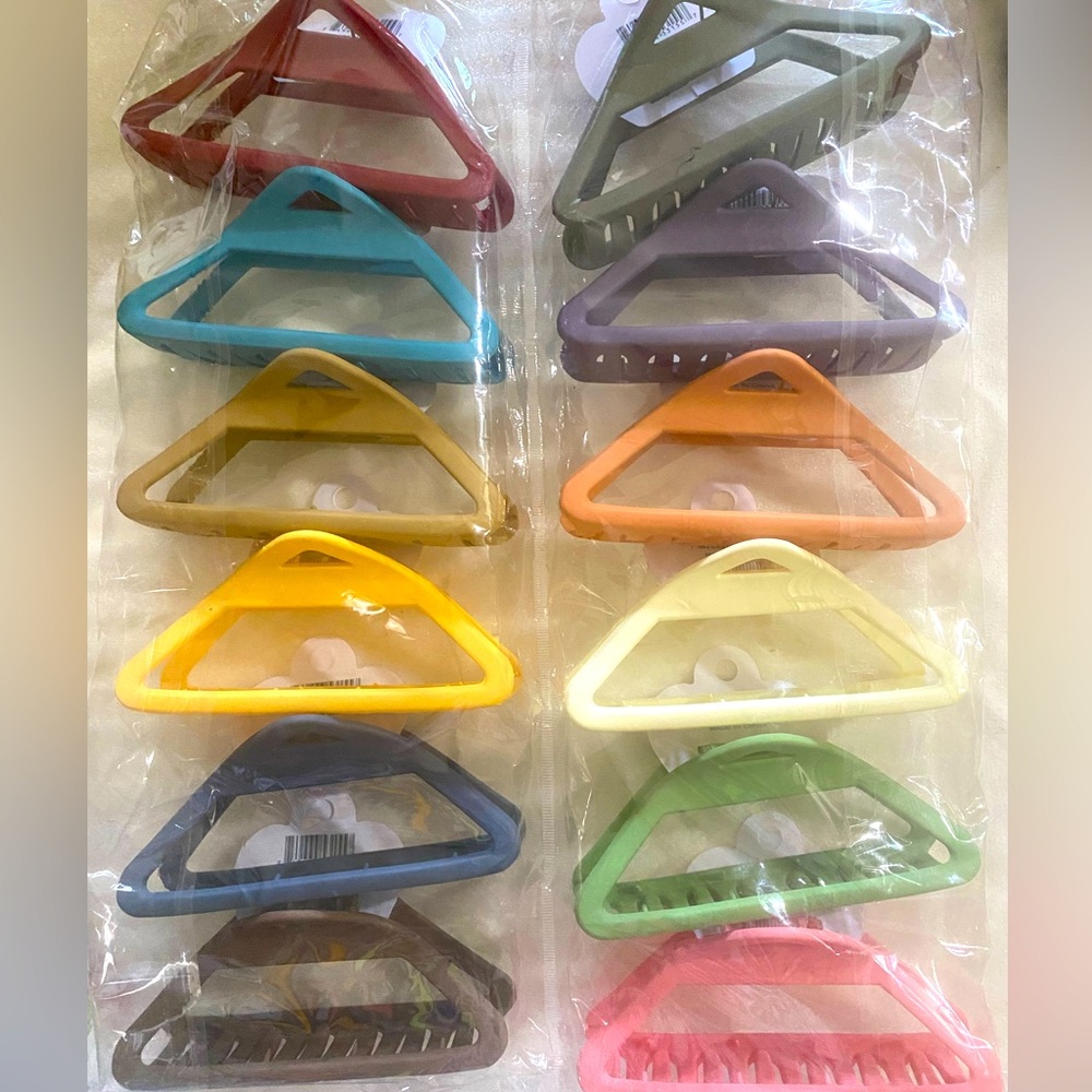 Colorful Triangle Hair Clips - Multiple Colors to Choose From - Picture 2 of 4